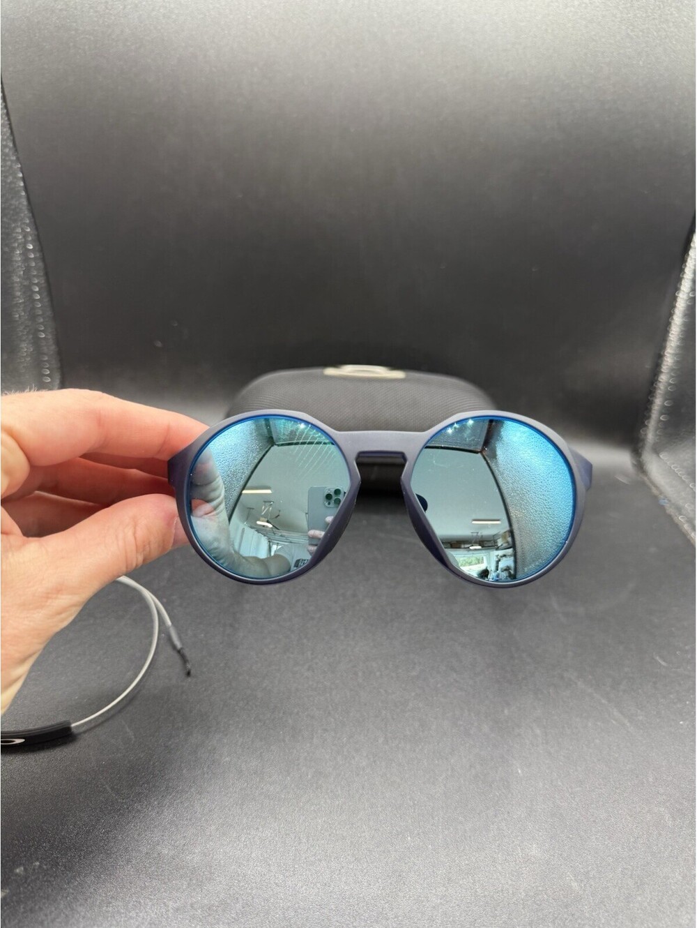 Oakley Clifden Matte Translucent Blue/Prizm Deep Water Polarized OO9440-0556